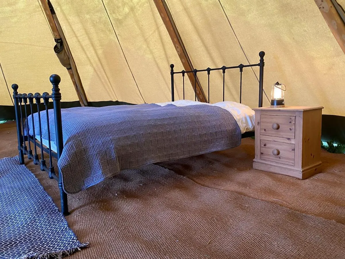 Hotel Devon Tipi Camp And Glamp Stoke Canon Luksusowy namiot